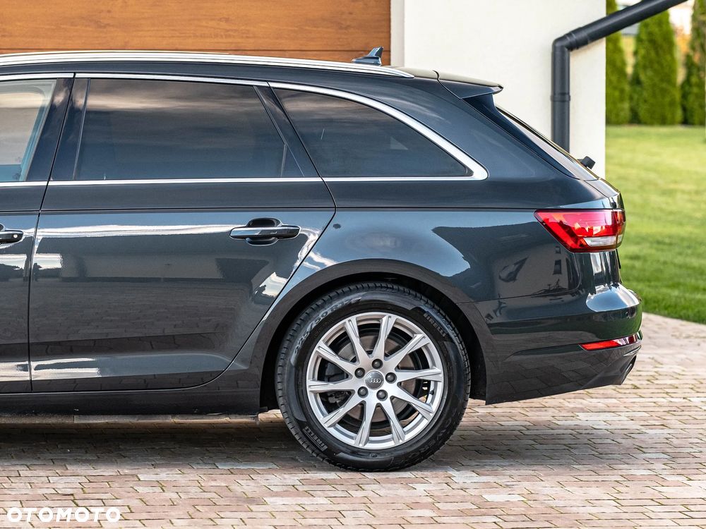 Audi A4 Avant 2.0 TDI Design S tronic - 9
