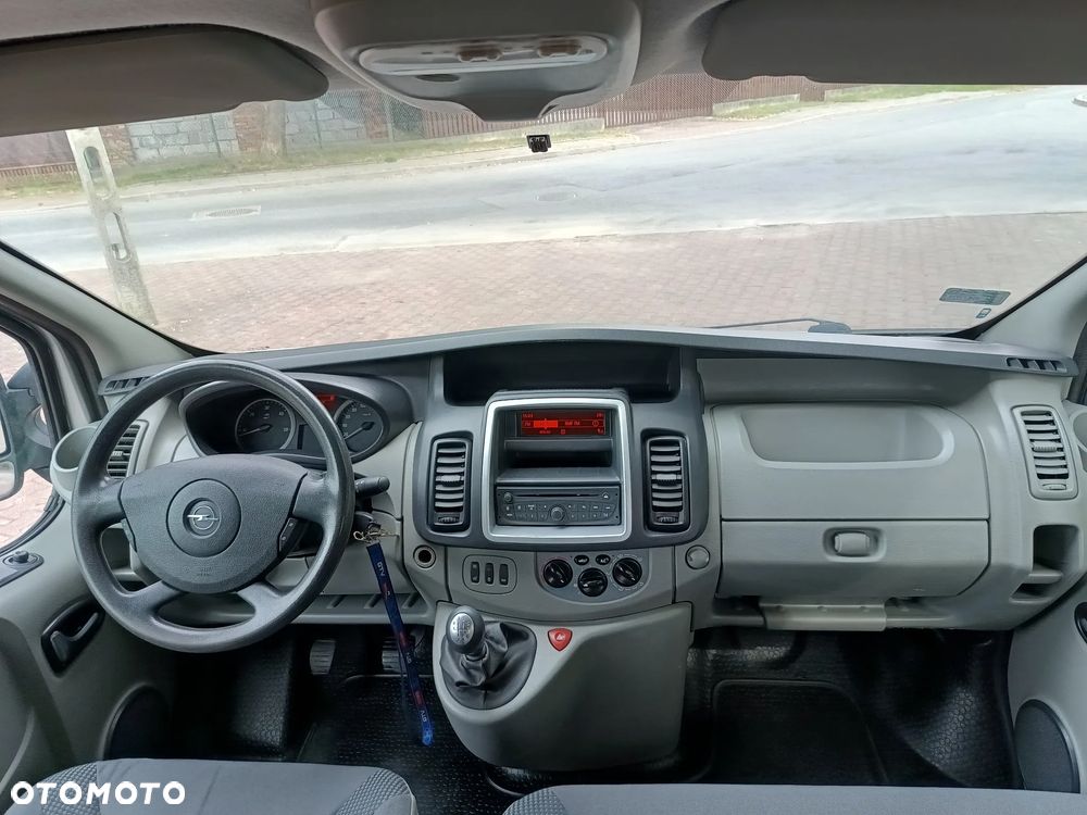 Opel Vivaro L2H1 Salon PL 6 osob. bezwypadkowy FV - 14