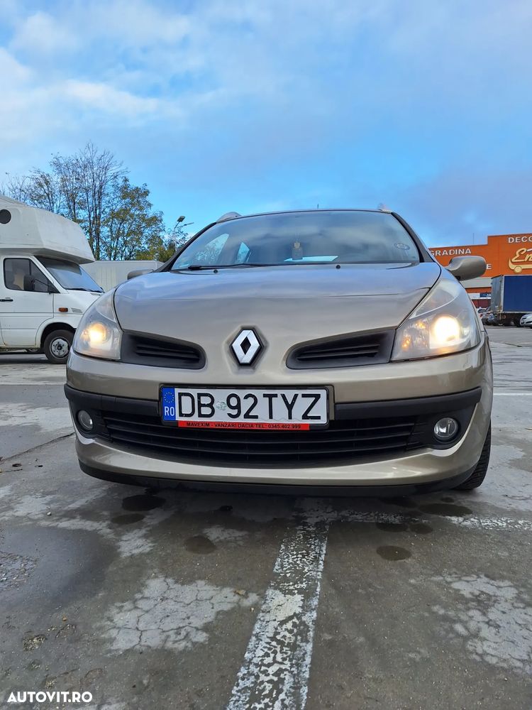 Renault Clio 1.2 16V Grandtour Authentique - 12