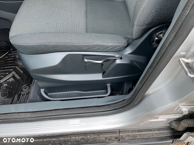 Ford C-MAX 1.6 TDCi Edition - 17