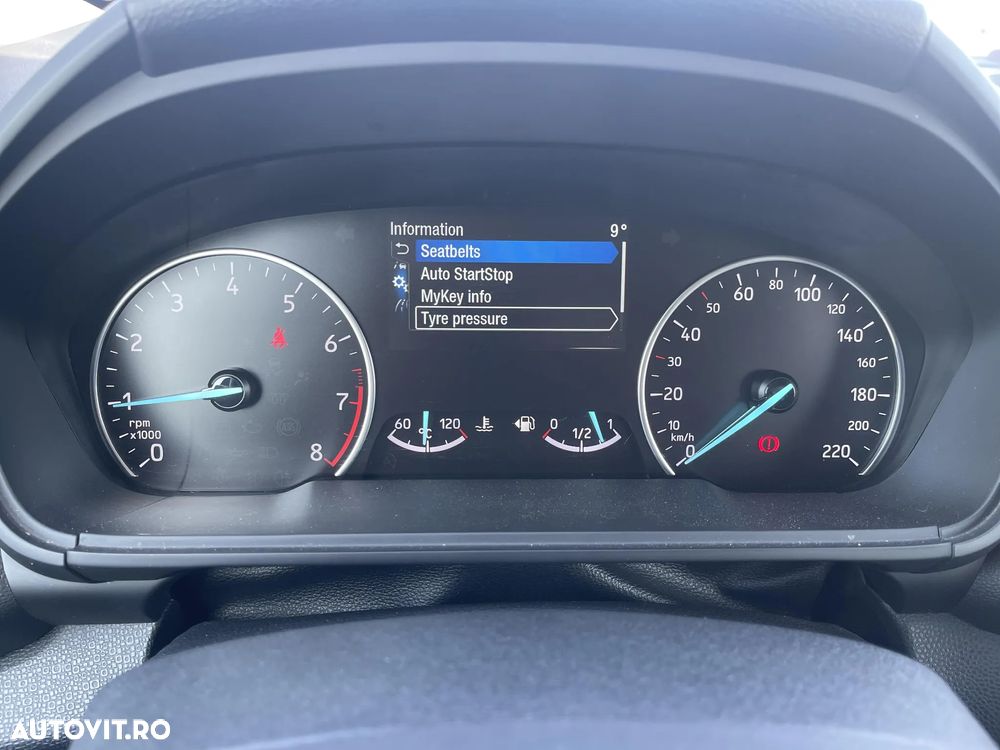 Ford EcoSport - 19