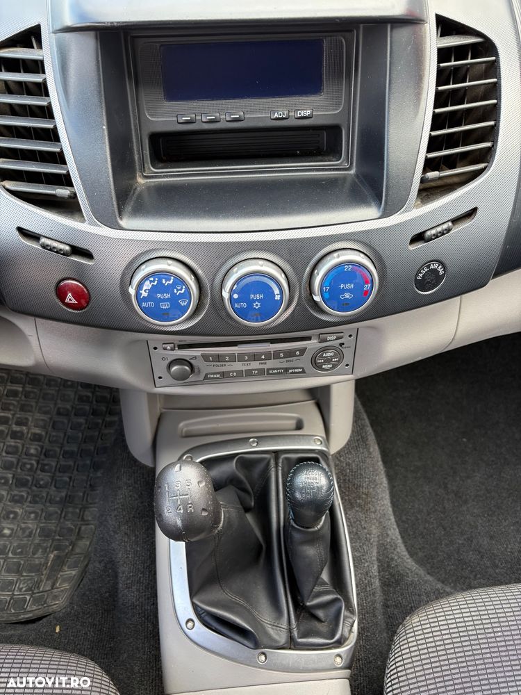 Mitsubishi L200 Pick Up 4x4 Inform Double Cab - 6