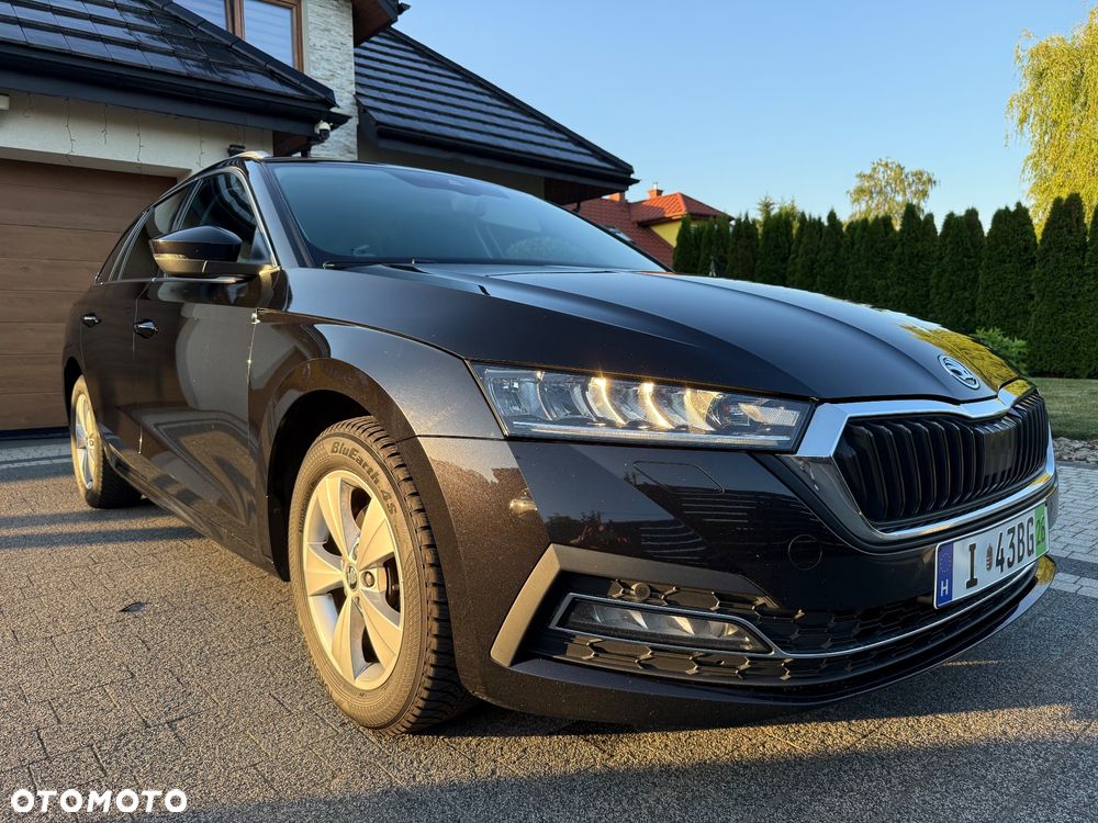 Skoda Octavia 2.0 TDI Elegance DSG - 7