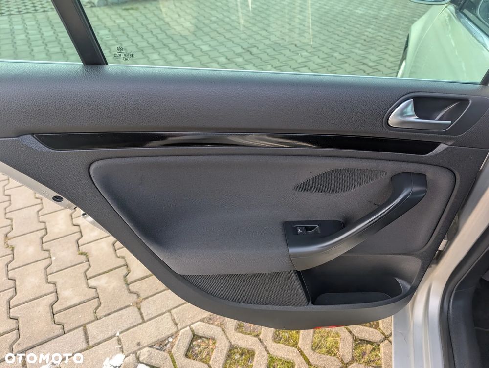 Volkswagen Golf 1.4 TSI United - 18