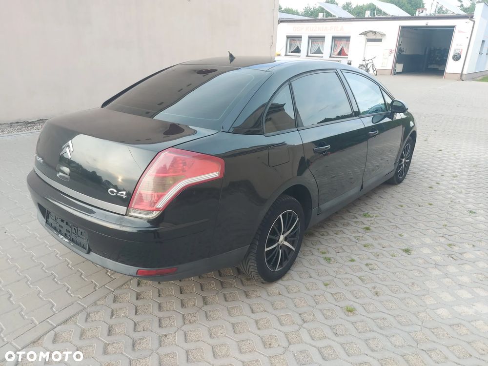 Citroën C4 HDi 110 FAP Tonic - 2