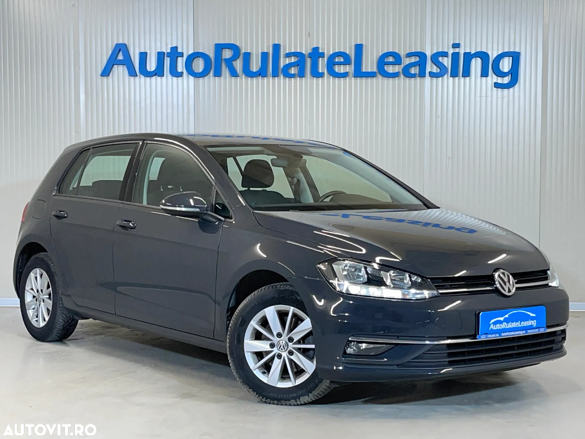 Volkswagen Golf 1.6 TDI Comfortline - 2