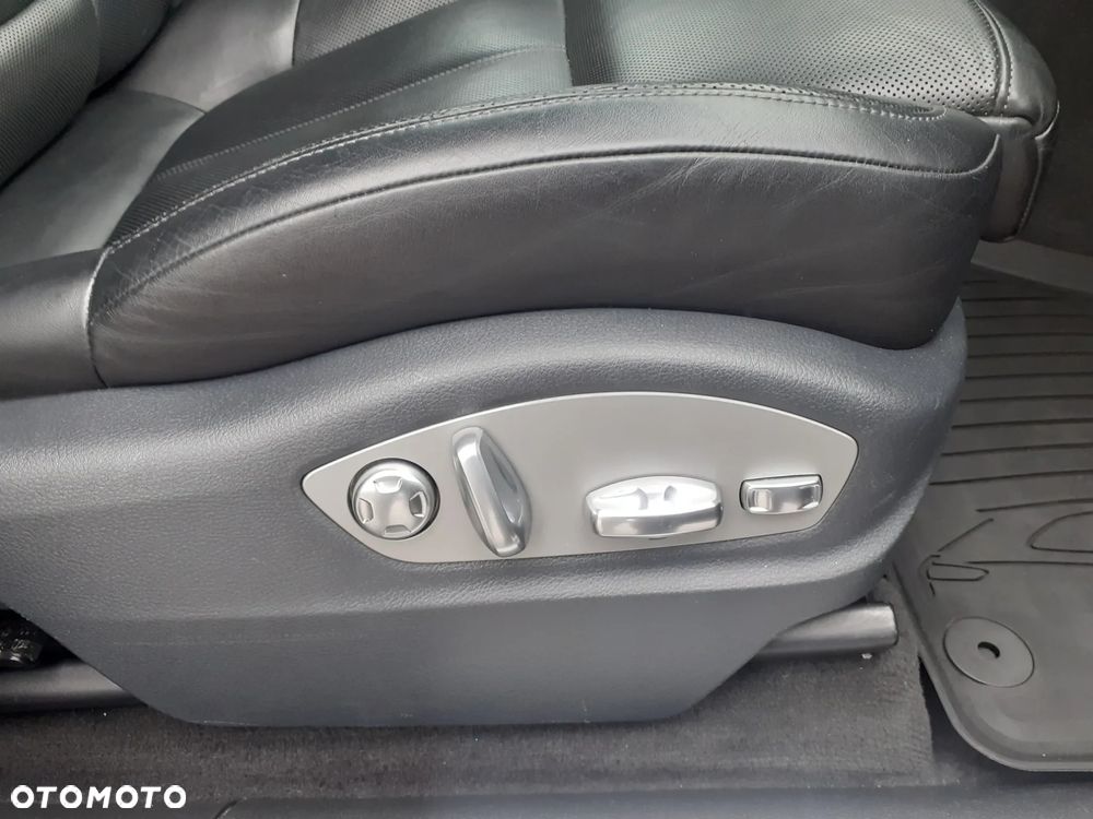 Porsche Macan - 27