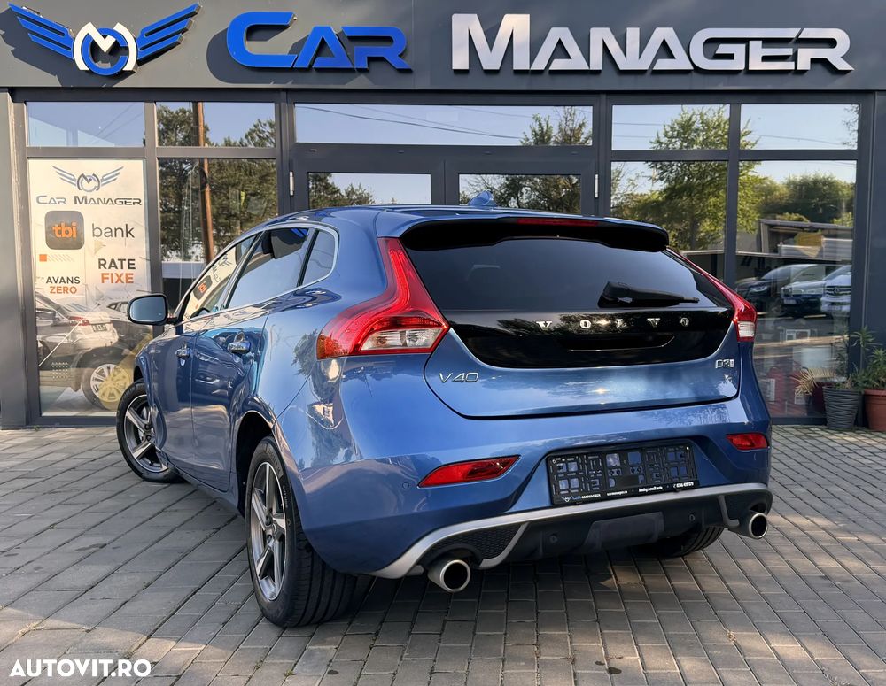 Volvo V40 D3 Geartronic RDesign - 4
