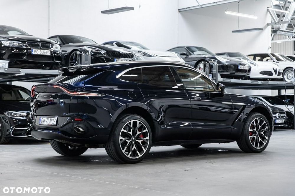 Aston Martin DBX Standard - 11