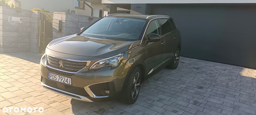 Peugeot 5008 1.2 PureTech Allure S&S EAT8 - 6