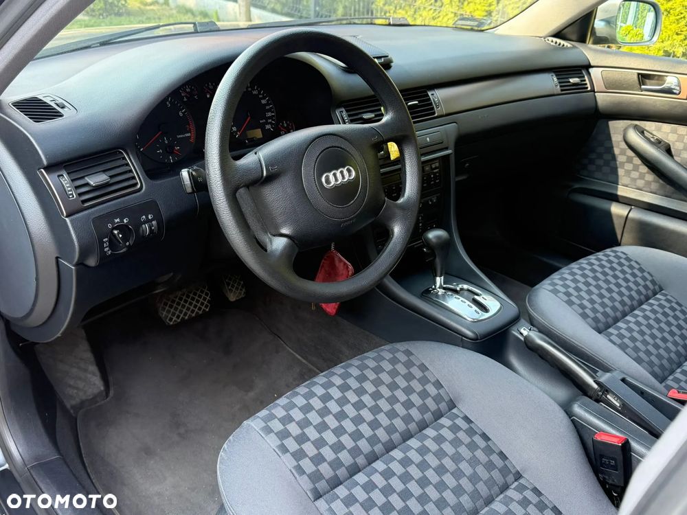 Audi A6 Limousine - 16