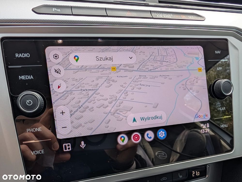 Volkswagen Passat 2.0 TDI SCR DSG Comfortline - 30