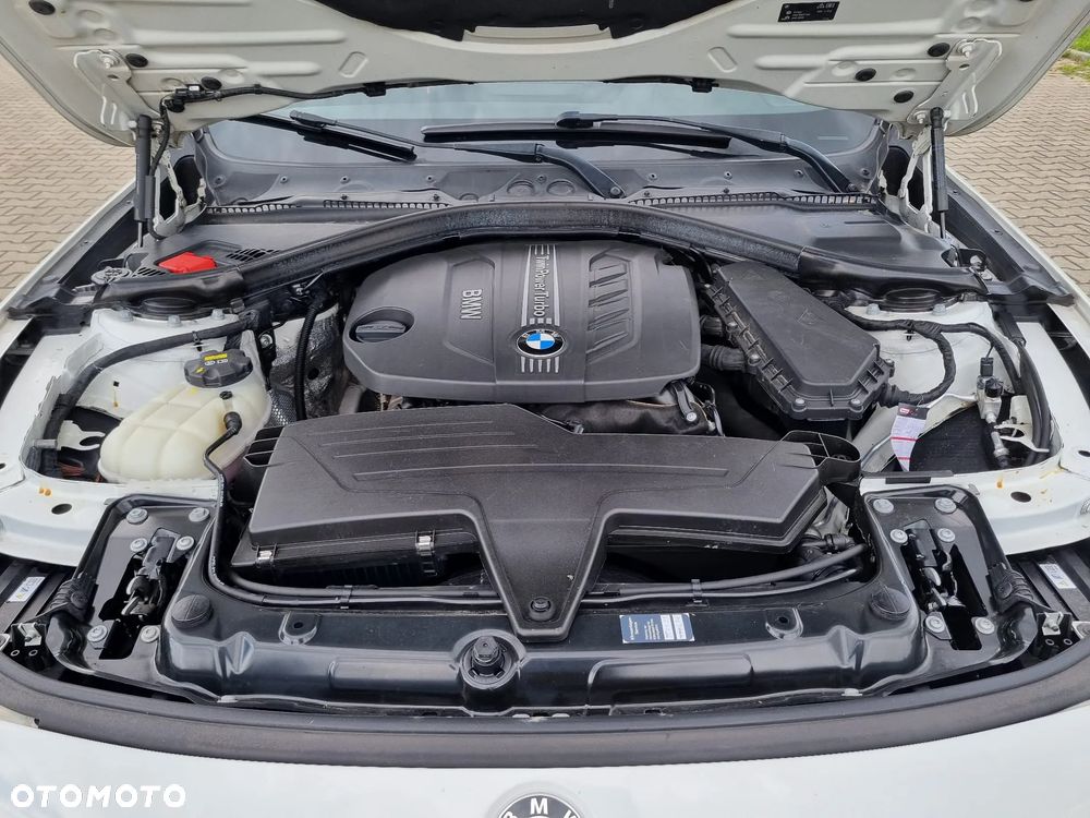 BMW Seria 3 - 36