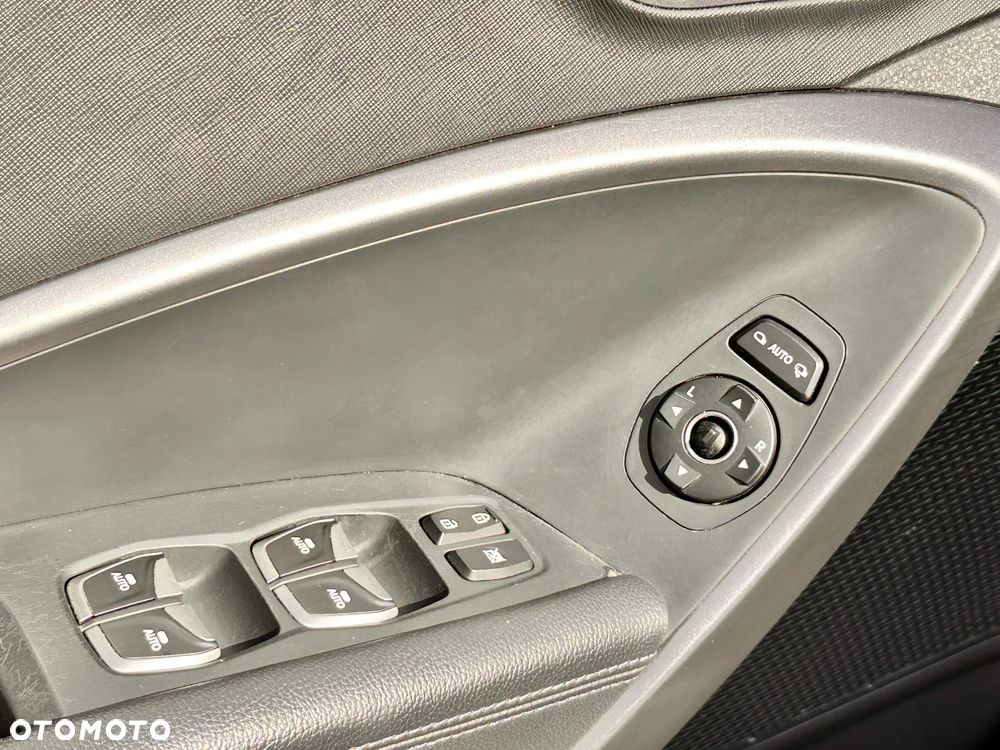 Hyundai Santa Fe - 16