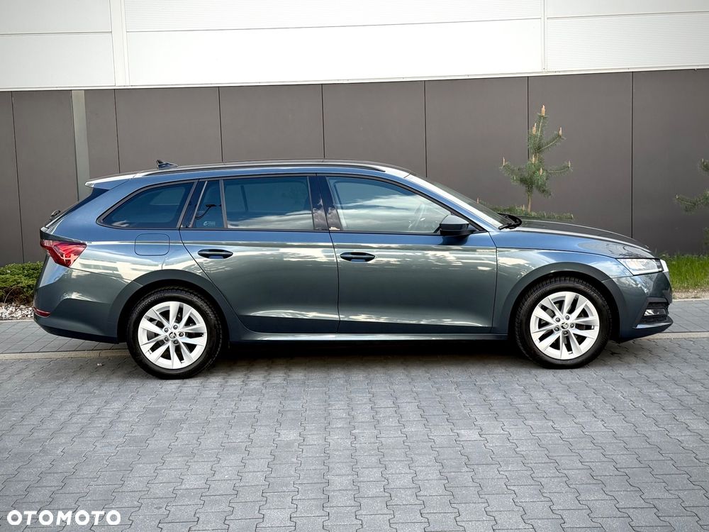 Skoda Octavia 2.0 TDI Ambition DSG - 8