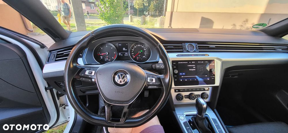 Volkswagen Passat 2.0 TDI (BlueMotion Technology) DSG Comfortline - 14