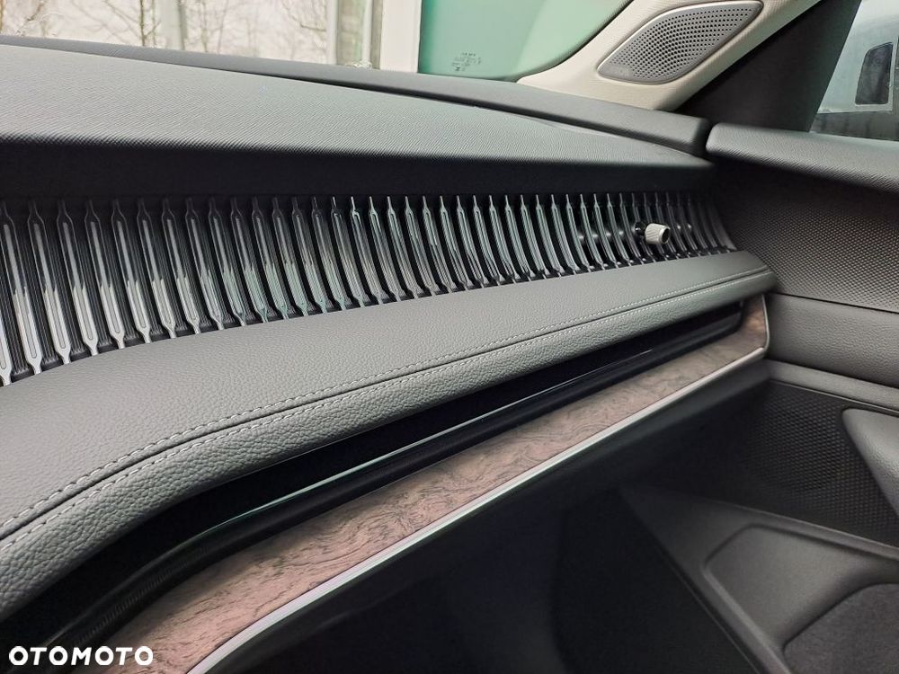 Skoda Superb 2.0 TDI SCR 4x4 L&K DSG - 26