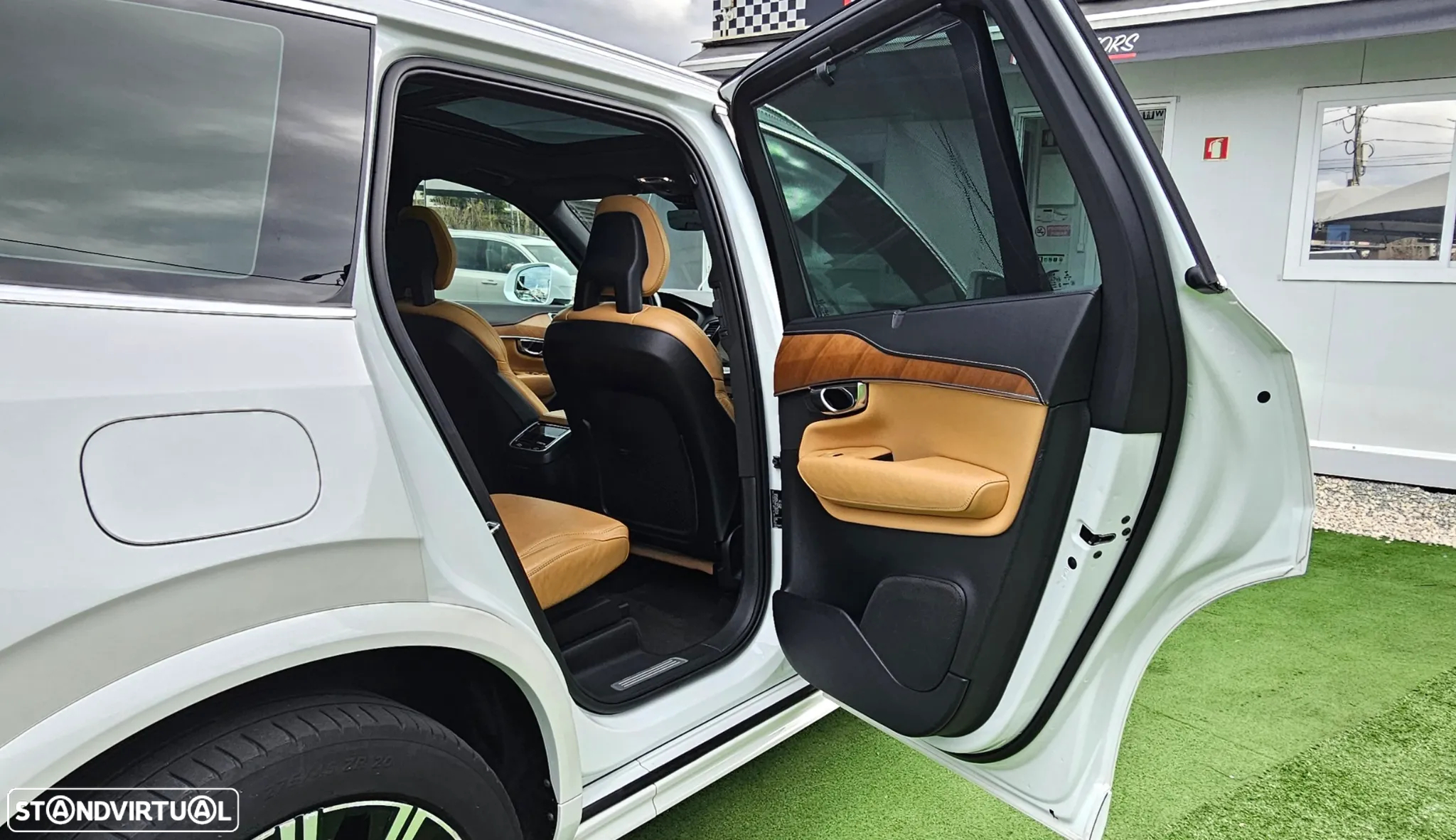 Volvo XC 90 2.0 B5 Inscription AWD - 30