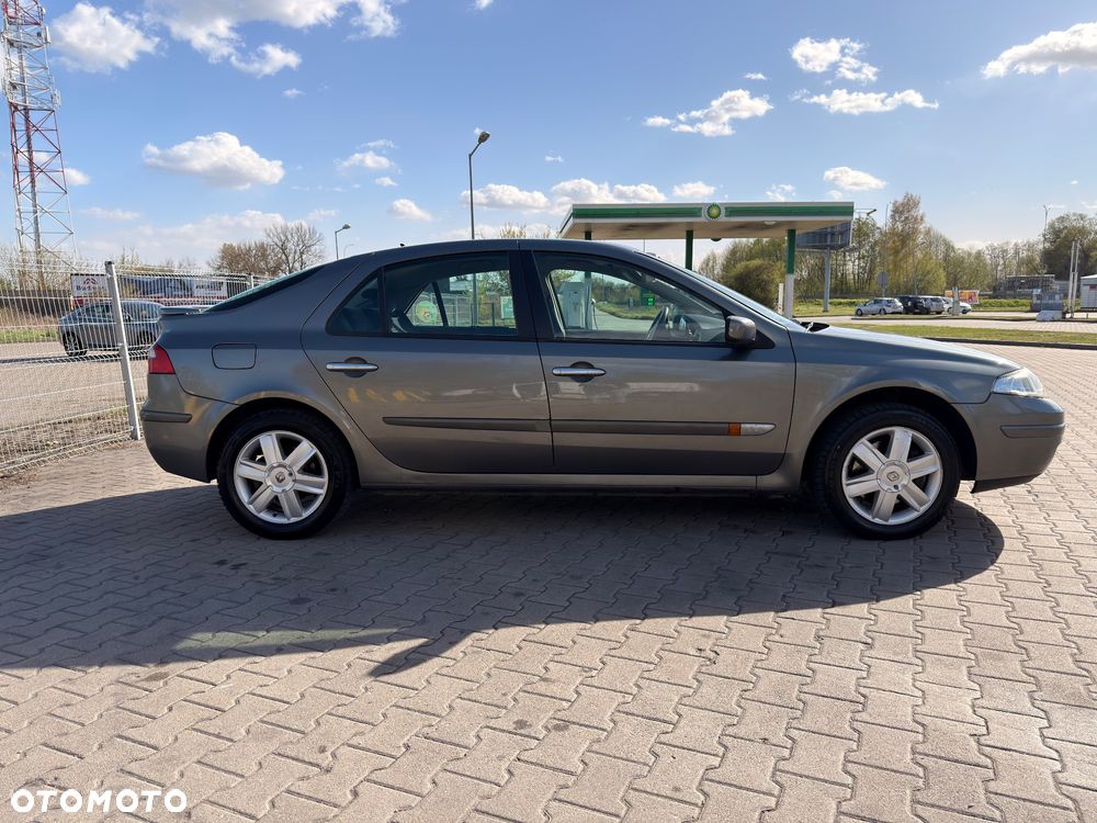 Renault Laguna 1.9 dCi Privilege Plus - 3