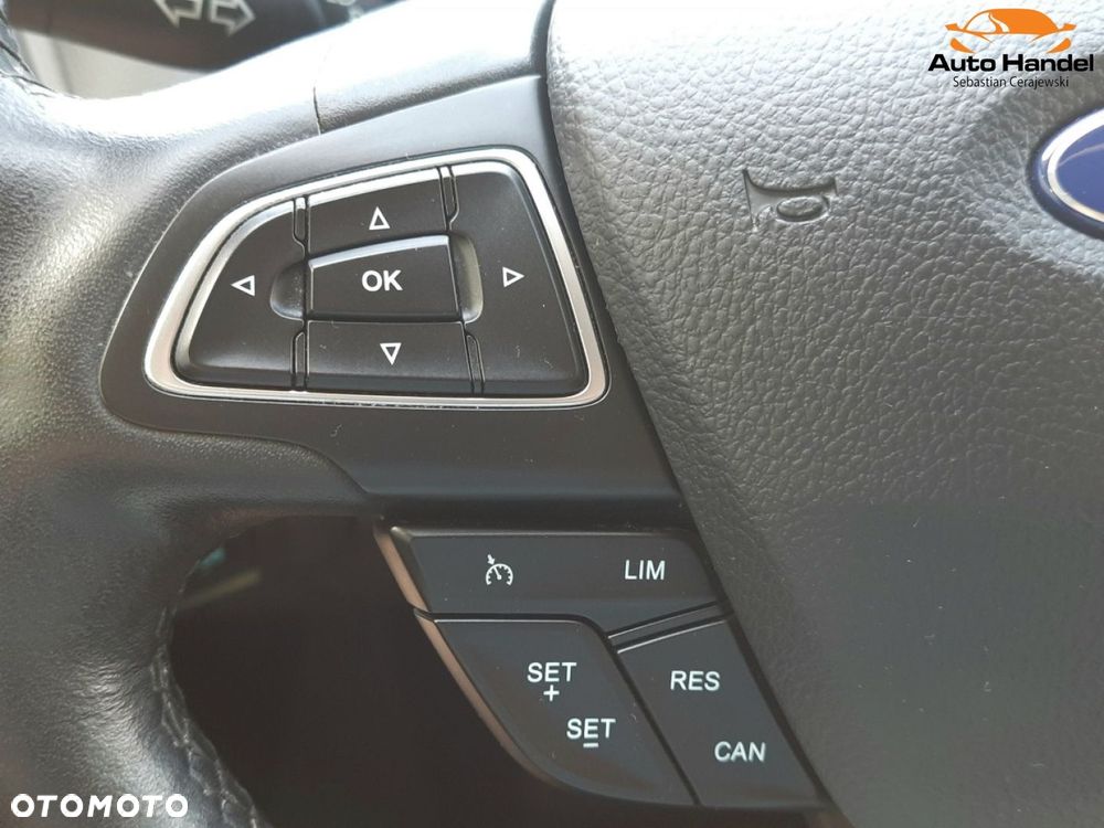 Ford Focus 1.0 EcoBoost STart-Stopp-System TITANIUM - 22
