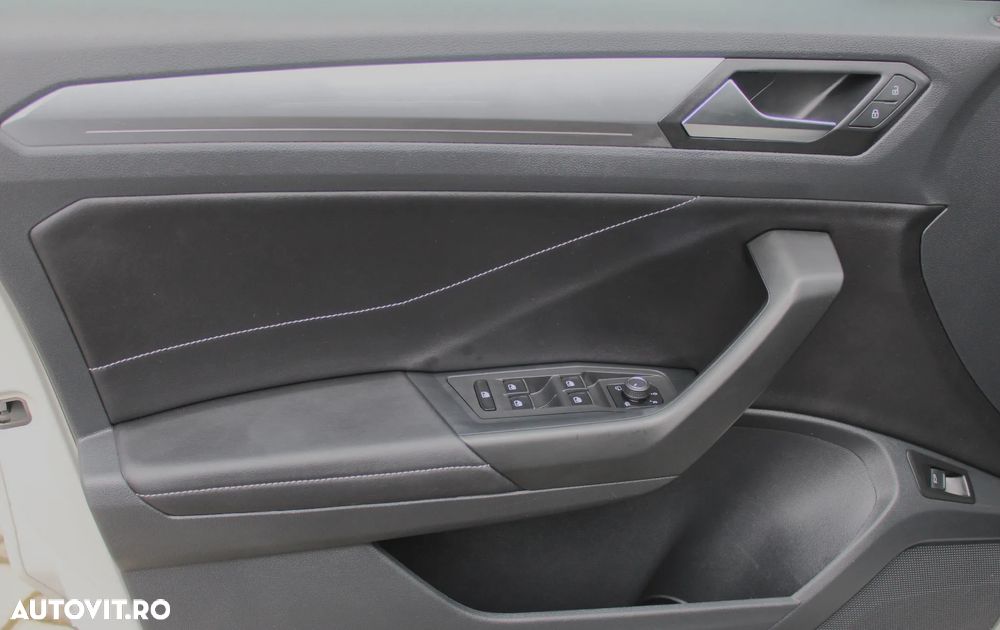 Volkswagen T-Roc 1.5 TSI OPF DSG Style - 9