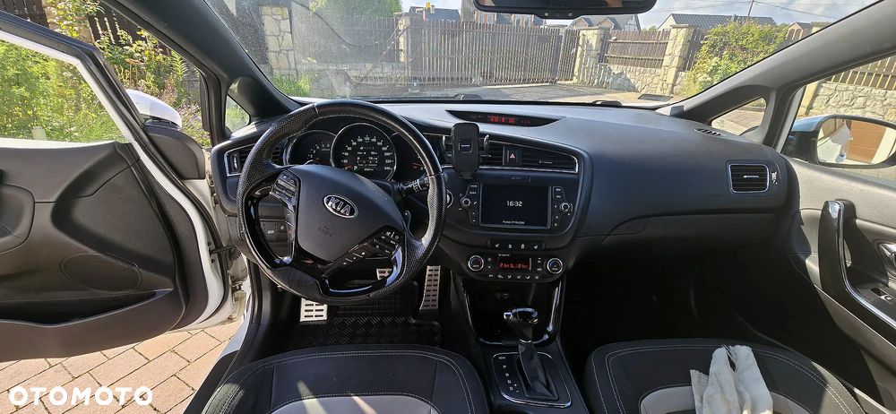 Kia Ceed 1.6 CRDi GT Line DCT - 12