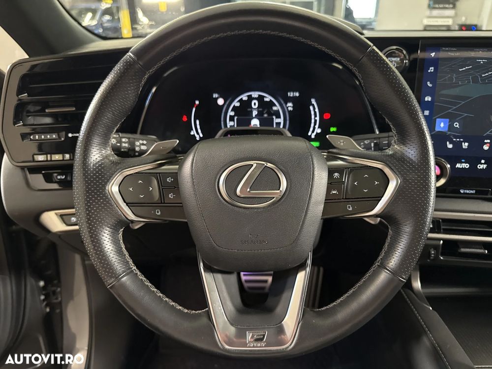 Lexus Seria RX - 17