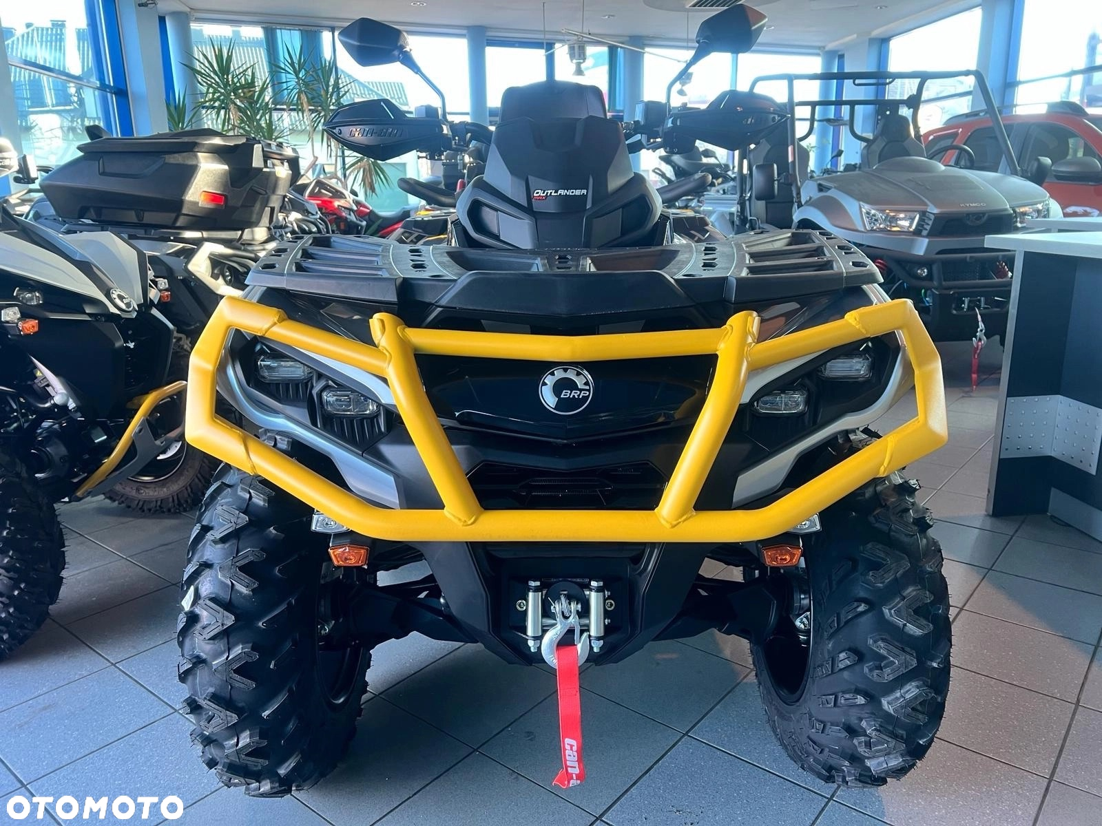 Can-Am Outlander Max - 3