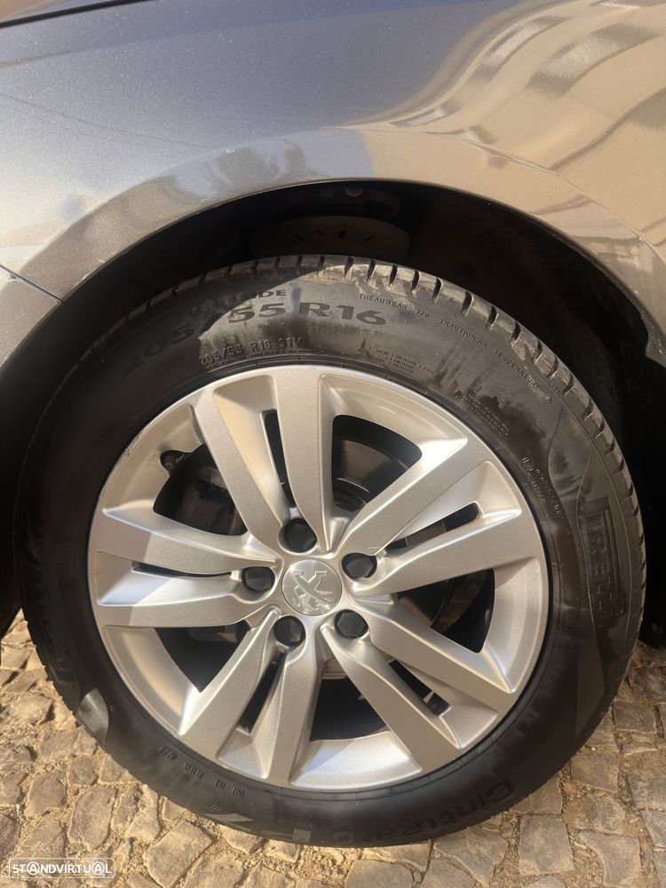 Peugeot 308 SW 1.5 BlueHDi Allure - 33