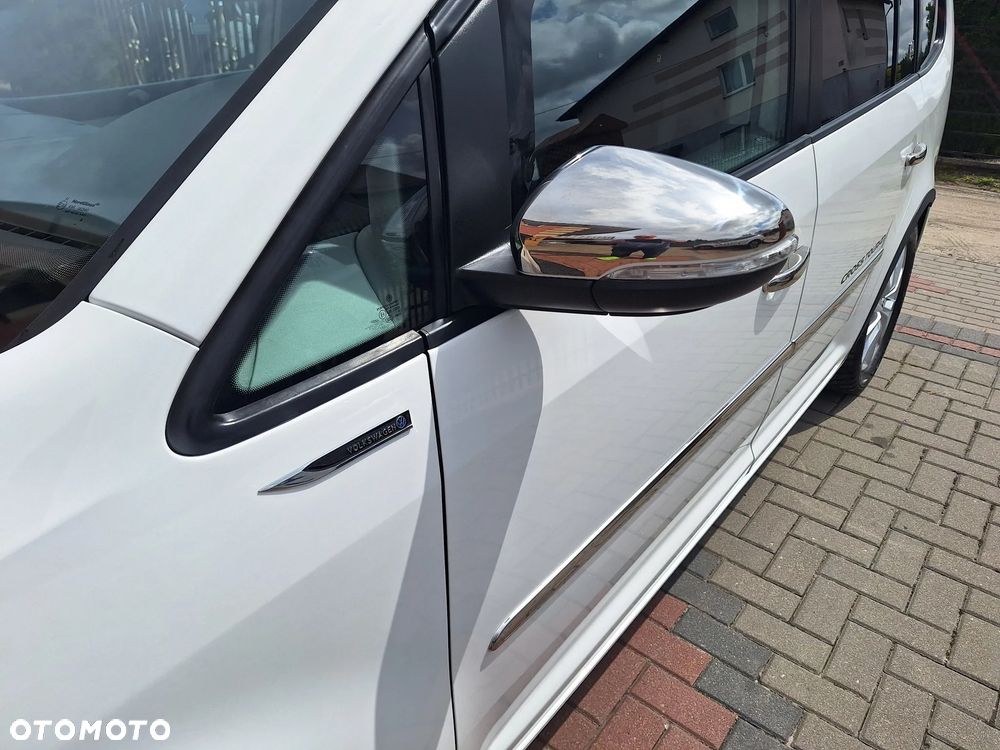 Volkswagen Touran 1.6 TDI DPF Highline - 3
