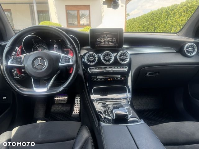 Mercedes-Benz GLC 250 d 4Matic 9G-TRONIC AMG Line - 14