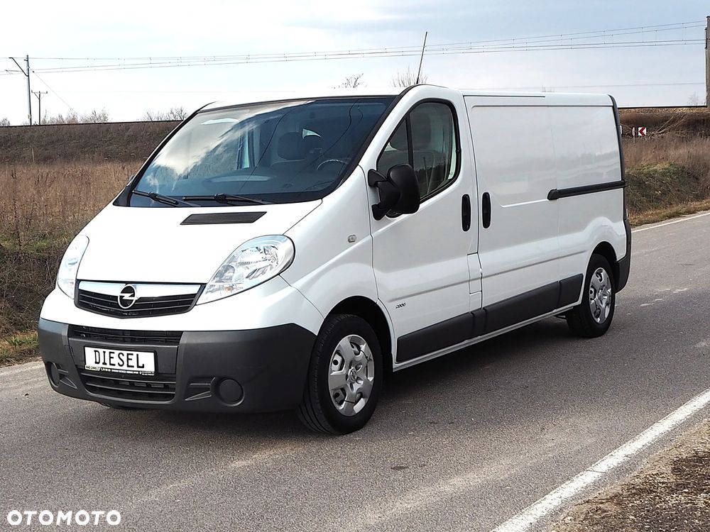 Opel Vivaro - 2