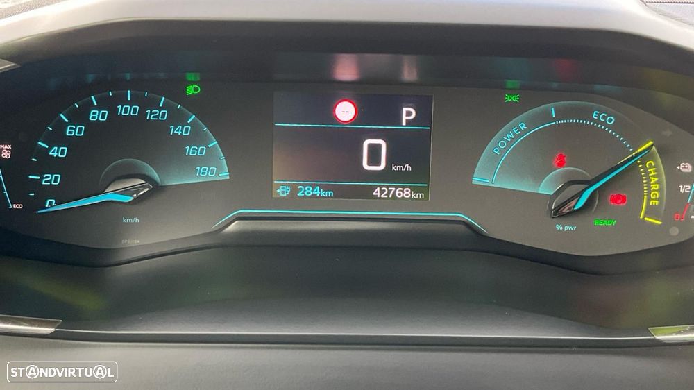 Peugeot e-2008 50 kWh Active Pack - 5