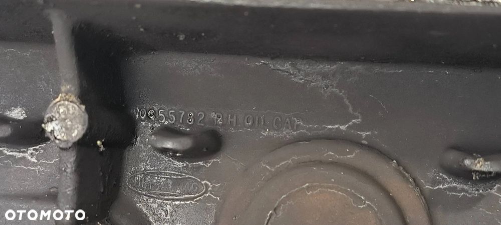 Osłona dekielek głowicy silnika Chevrolet Corvette C4 LIFT 1992 Coupe Benzyna 5699cm³ - 3