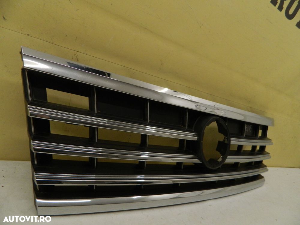 Grila radiator VW Touatrg , 2018 2019, 2020, 2021, 2022, 2023, cod origine 760853653E. - 4