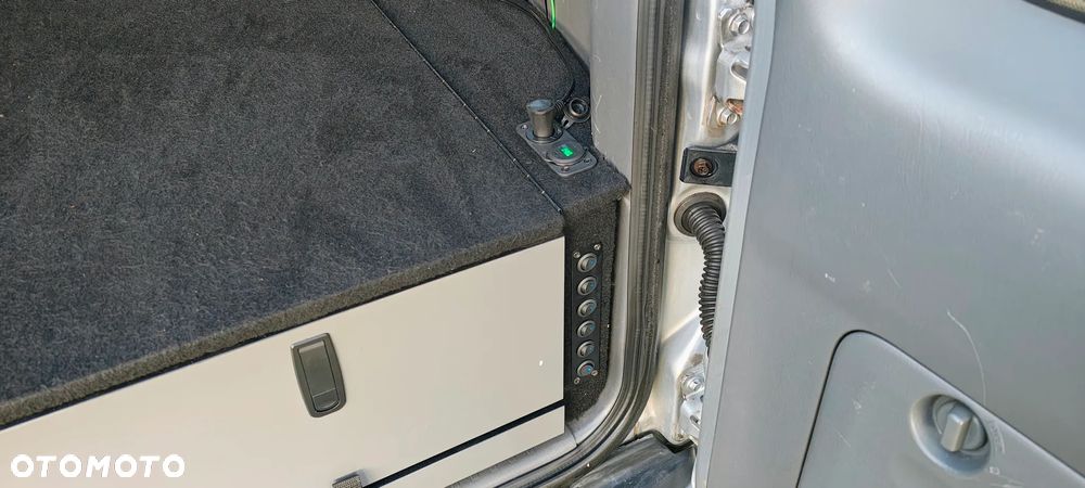 Toyota Land Cruiser 3.0 D Sol Navi Platinium - 16