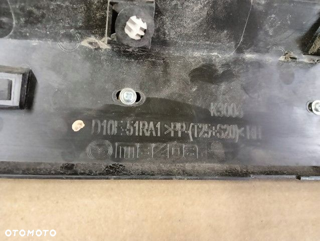 LISTWA NA DRZWI PRAWA PRAWY PRZÓD MAZDA CX3 CX-3 15- - 2
