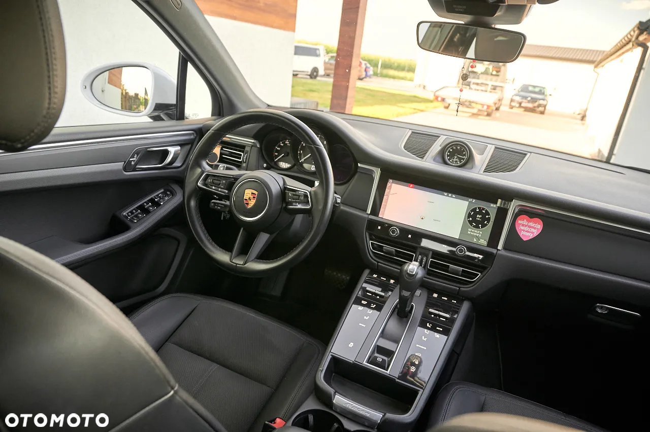 Porsche Macan - 3
