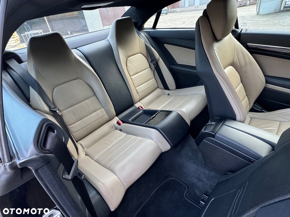 Mercedes-Benz Klasa E 250 CGI BlueEffICIENCY Avantgarde - 26