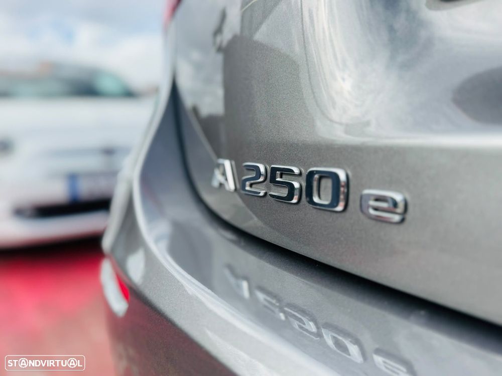 Mercedes-Benz A 250 e 8G-DCT Progressive - 12