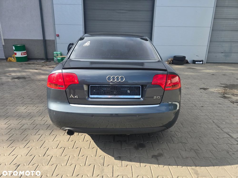 Audi A4 Limousine 2 - 7
