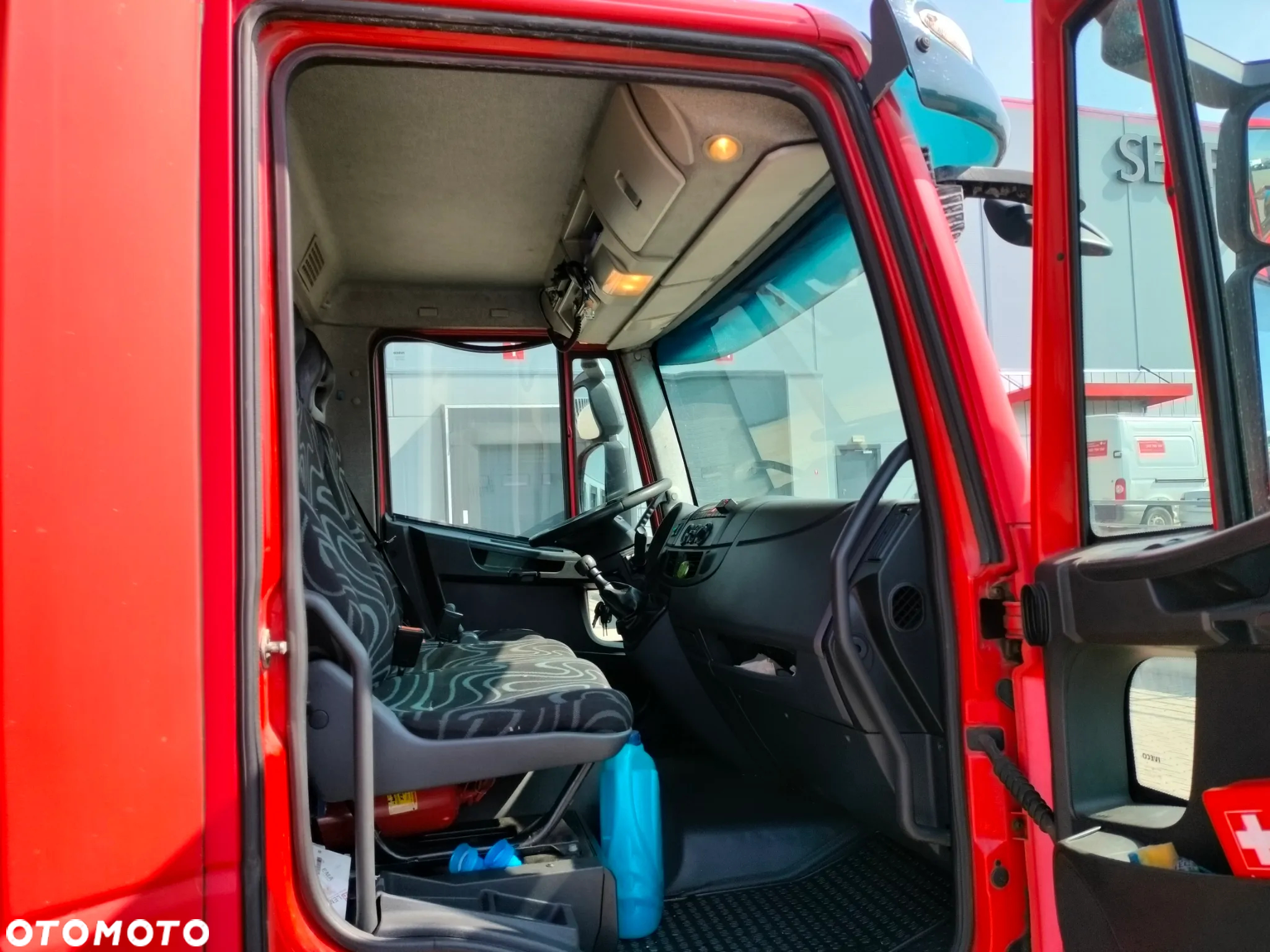 Iveco EUROCARGO MLC 120EL22/P/ZF - 8
