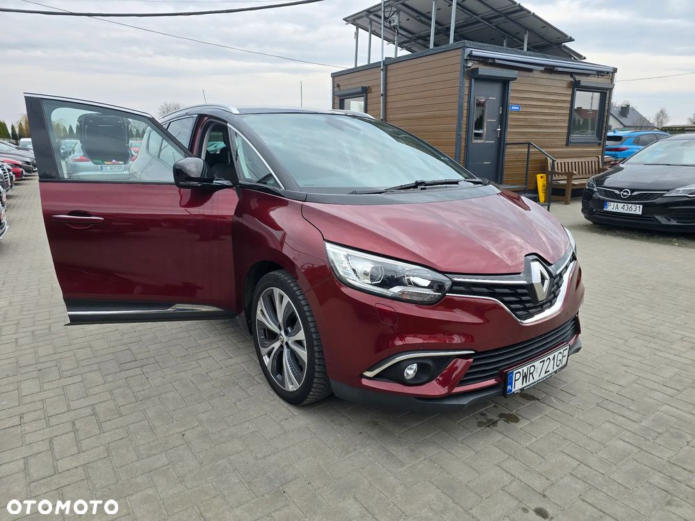 Renault Grand Scenic - 21