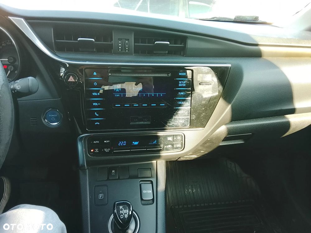 Toyota Auris Hybrid 135 Active - 4