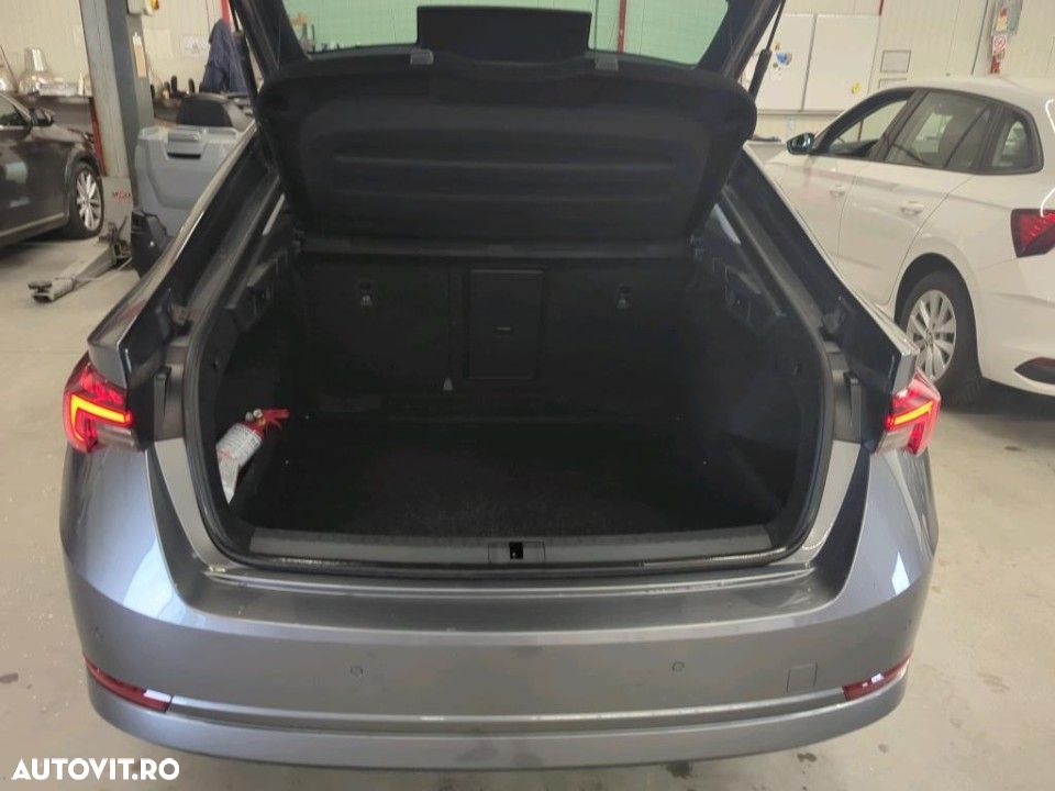 Skoda Octavia 2.0 TDI DSG Style - 11