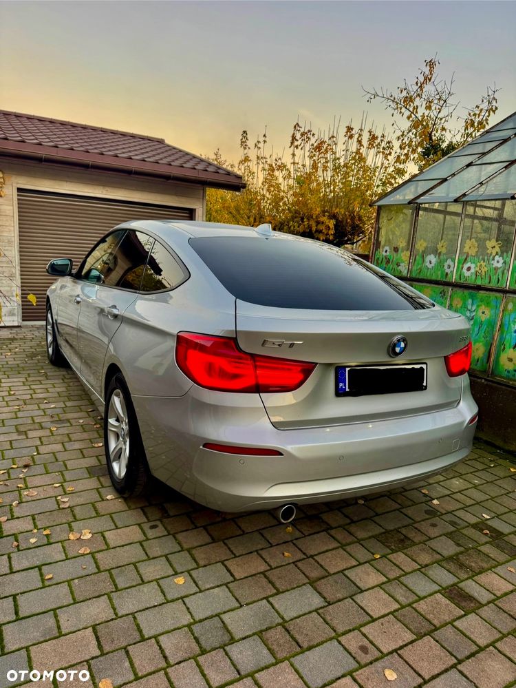 BMW 3GT 318d - 2