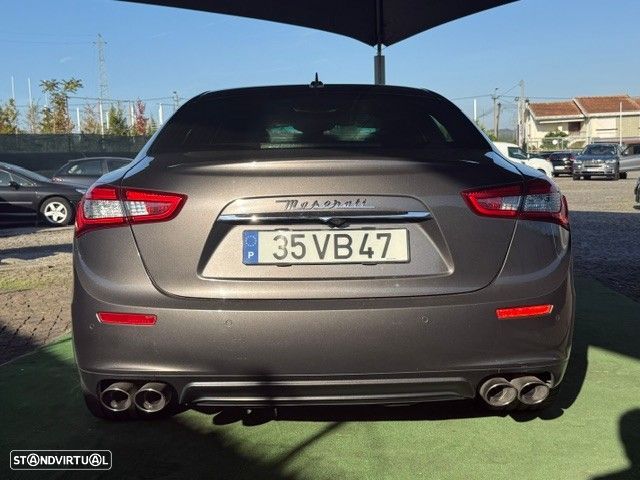 Maserati Ghibli 3.0 V6 - 3