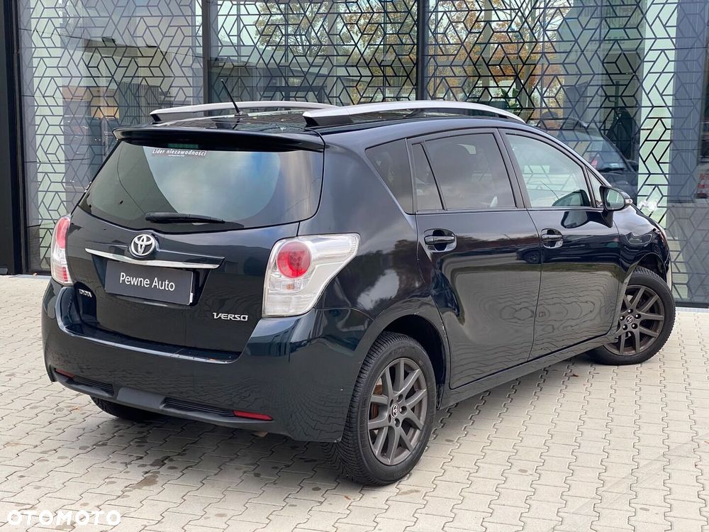 Toyota Verso 1.8 Premium 7os - 11