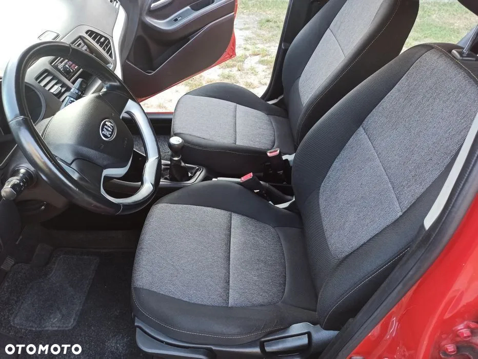 Kia Picanto 1.0 L - 11