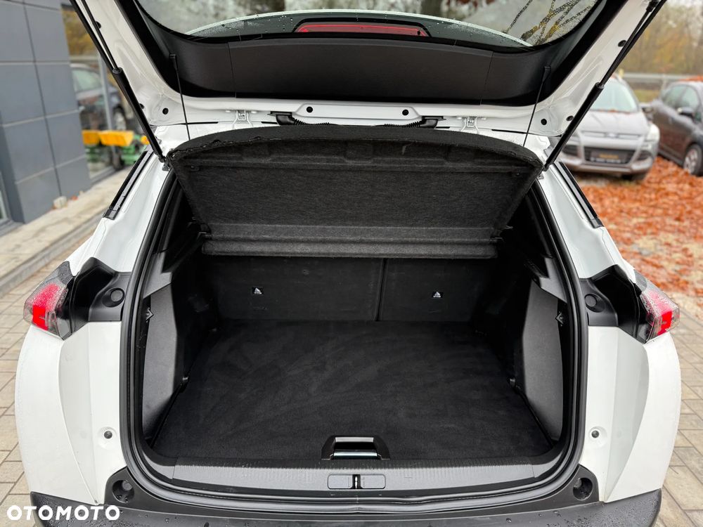 Peugeot 2008 1.2 PureTech Allure S&S EAT8 - 21